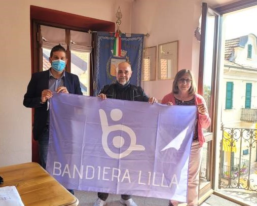 bandiera-lilla-baveno.