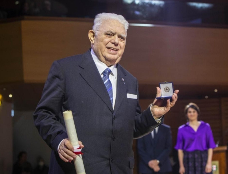 Enzo Lizzi