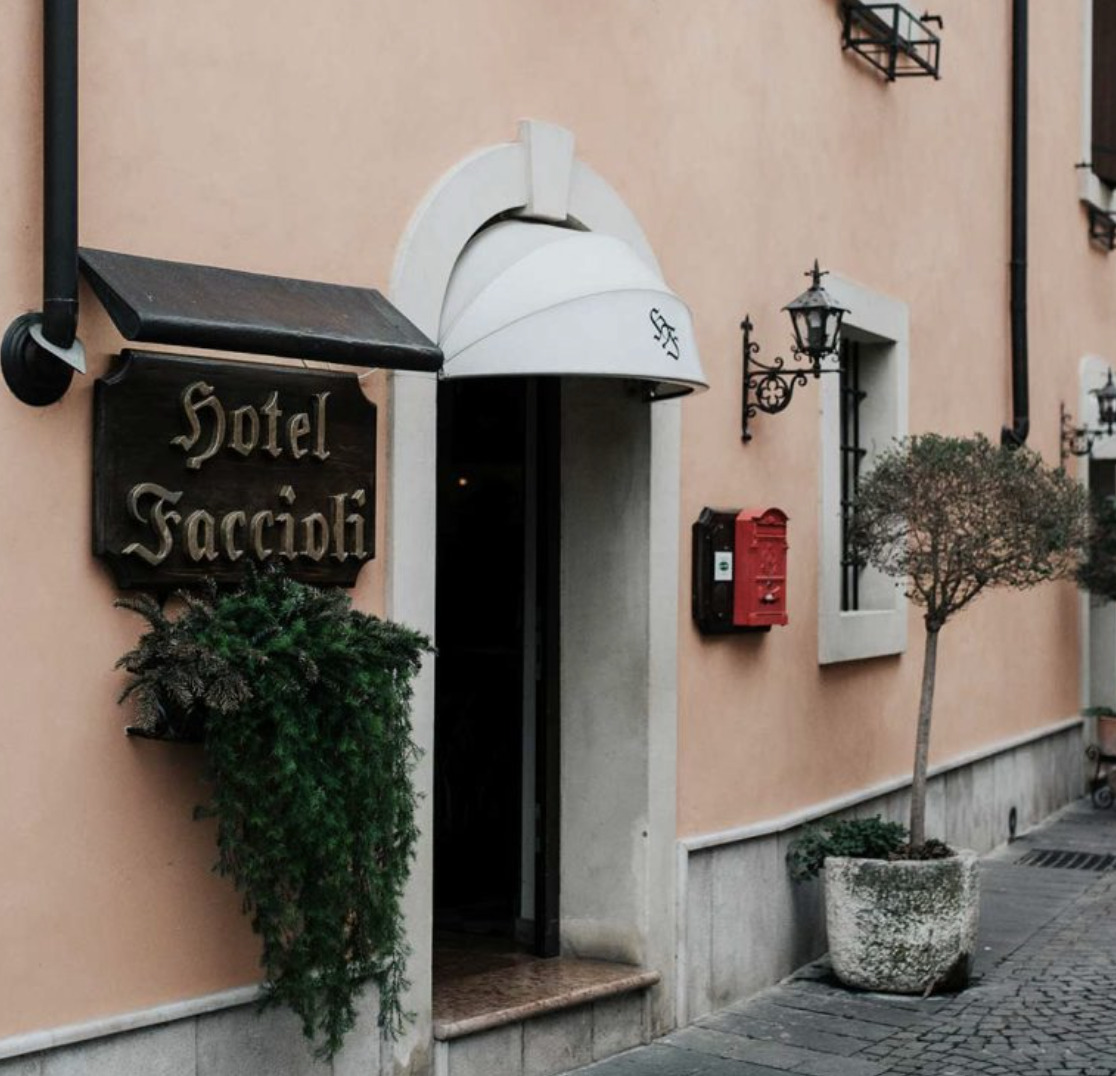 Schermata 2024-03-06 alle 12.20.46
